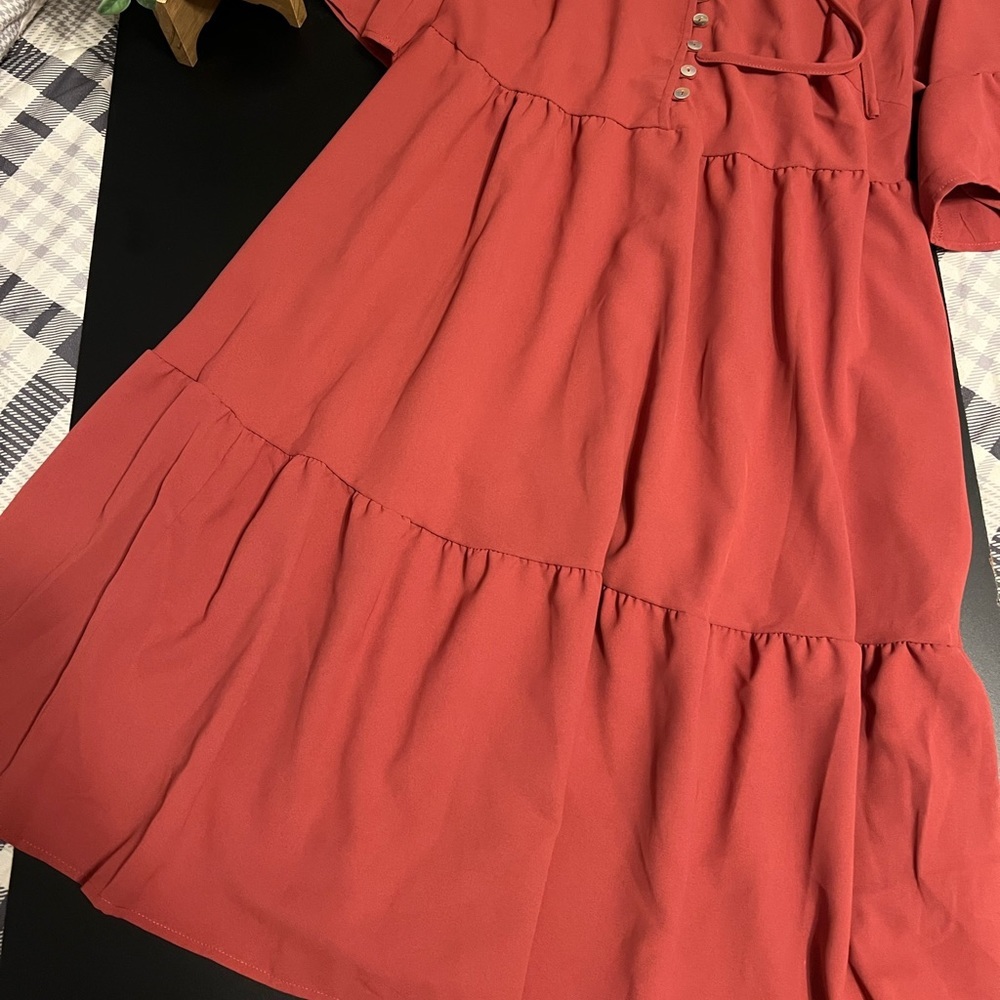 Bloomchic Ruffle Dress - Picture 2 of 4